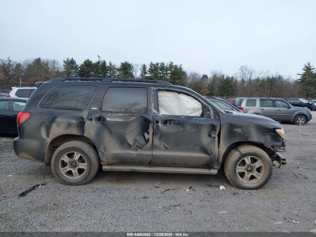 Toyota Sequoia Sr5 5.7l V8 Image 14