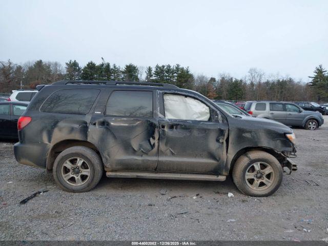 Toyota Sequoia Sr5 5.7l V8 Image 14
