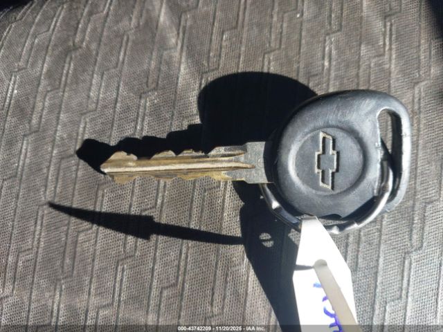 Chevrolet Silverado 1500 Work Truck Image 11