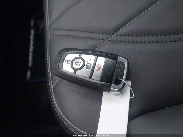 Ford Mustang Select Image 4