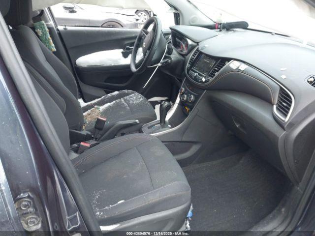 Chevrolet Trax Ls Image 6