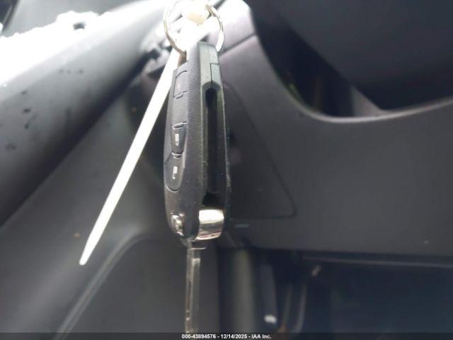 Chevrolet Trax Ls Image 7