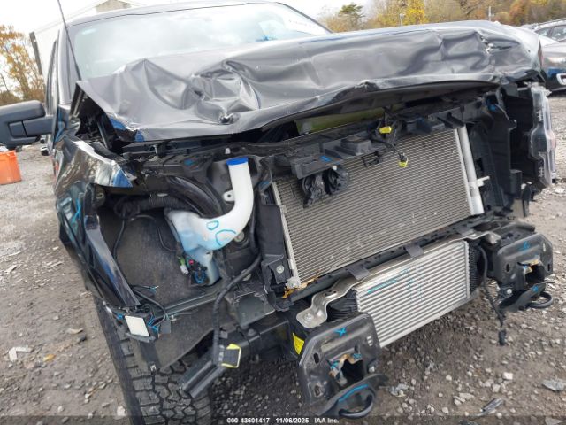 Ford F-150 Xlt Image 16