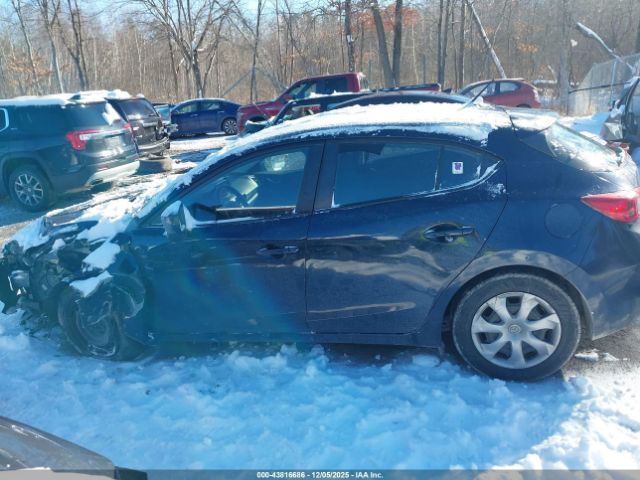 Mazda Mazda3 I Sport Image 10