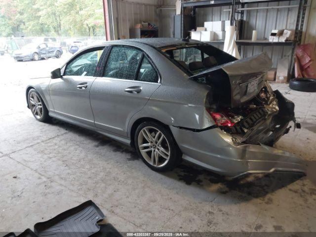 Mercedes-Benz C-Class Sport 4matic Image 11