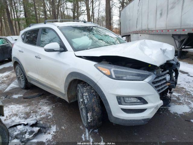  Salvage Hyundai TUCSON