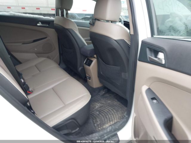 Hyundai TUCSON Limited Image 3