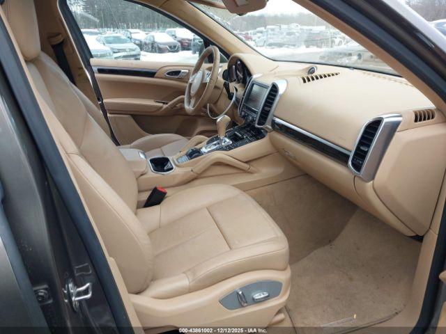 Porsche Cayenne Diesel Image 7