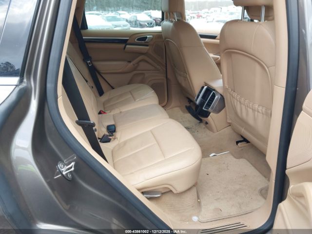 Porsche Cayenne Diesel Image 16