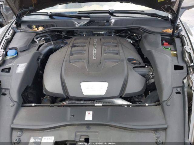 Porsche Cayenne Diesel Image 15