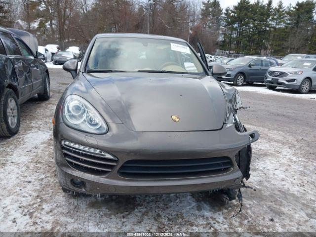 Porsche Cayenne Diesel Image 8