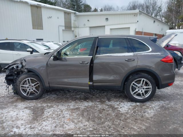 Porsche Cayenne Diesel Image 14