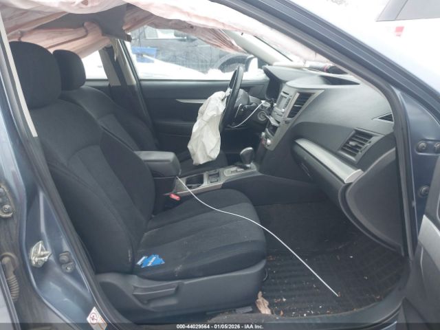 Subaru Legacy 2.5i Premium Image 13