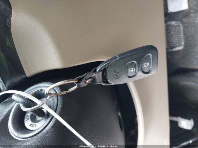 Kia Sorento Lx Image 8