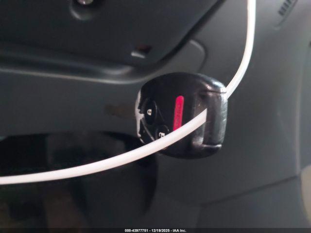 Honda Pilot Lx Image 4