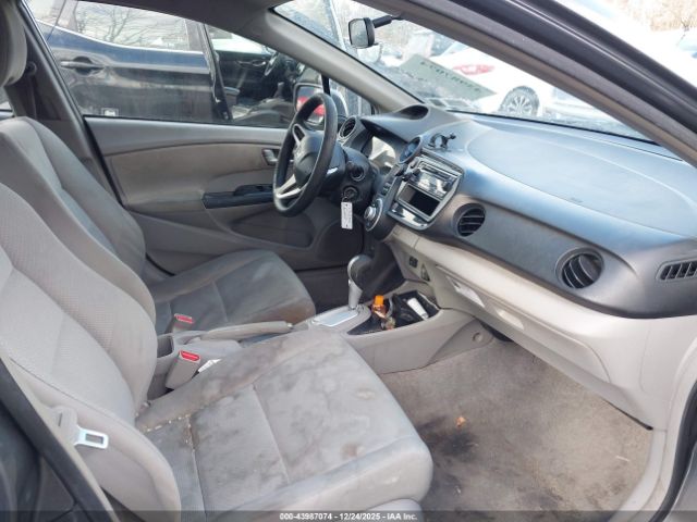 Honda Insight Image 4