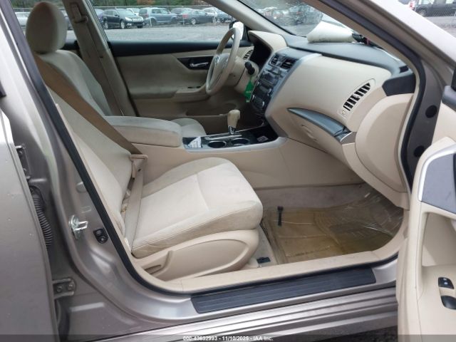 Nissan Altima 2.5 S Image 7