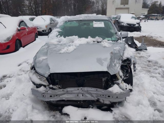 Subaru Impreza 2.0i Premium Image 12