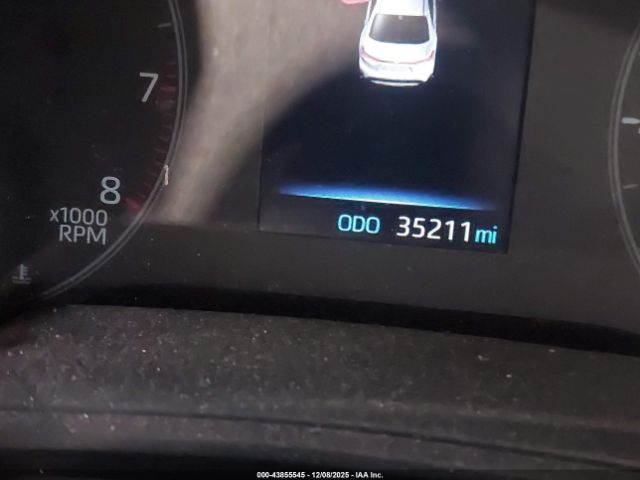 Toyota Corolla Le Image 16