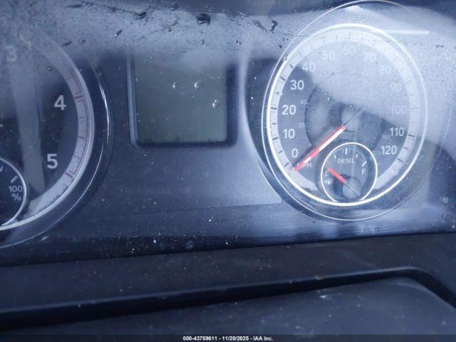 Ram 2500 Tradesman  4x4 8' Box Image 3