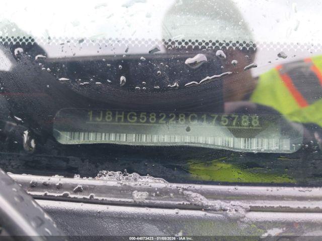 Jeep Commander Limited Image 11